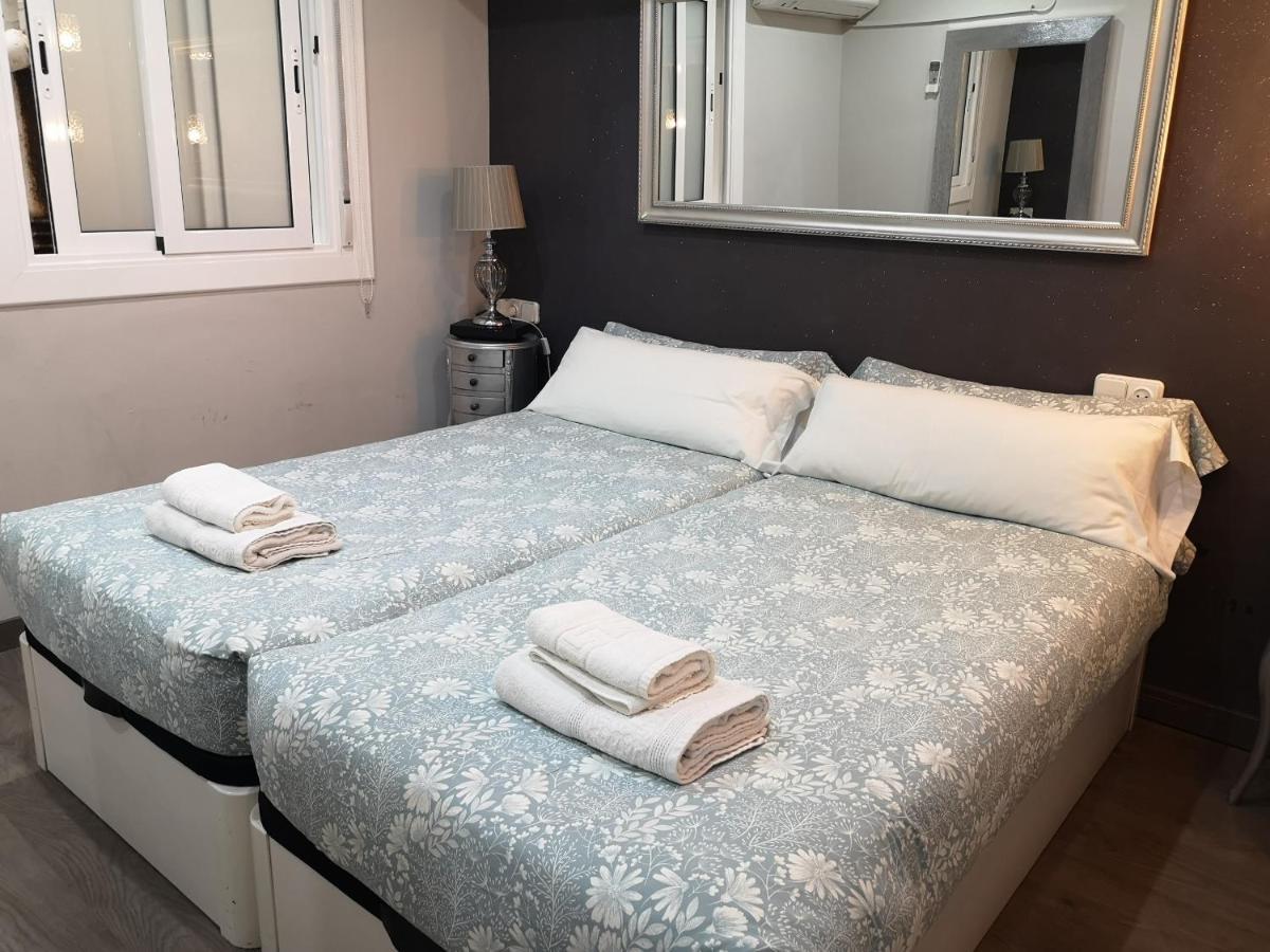 ברצלונה Aparteasy - Eixample Center מראה חיצוני תמונה